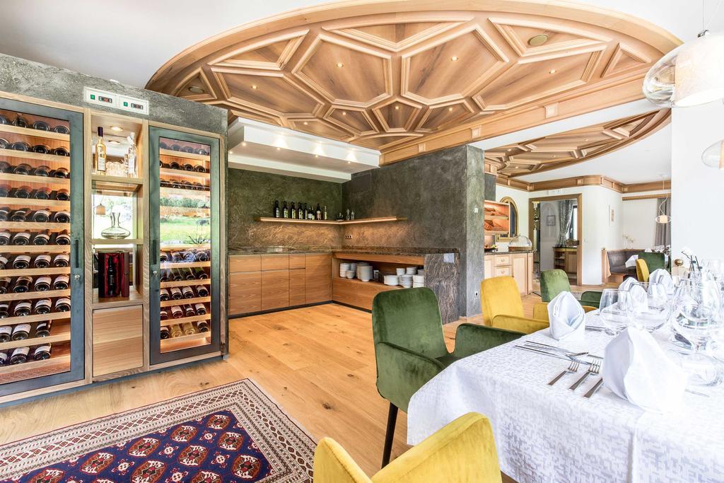 Hotel Eden Солда Екстериор снимка